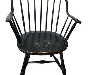 Continuos Windsor arm chair 