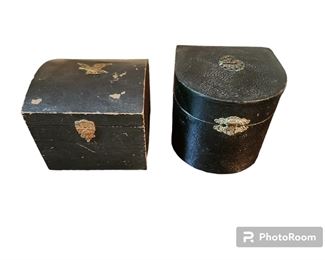Collar boxes