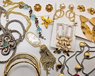 Kendra Scott, et al.