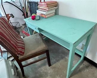 small desk & chair