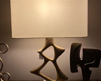 lamp w/metal base