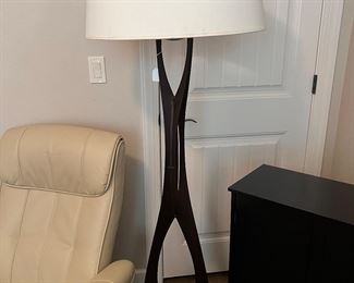 metal floor lamp w/matching table lamp