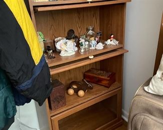 lawyer bookcase, misc. decor