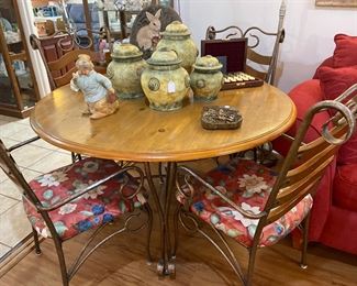 dining table w/6 chairs