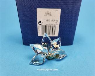 Swarovski member flower