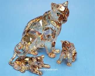 Swarovski Mother Leopard & Cubs