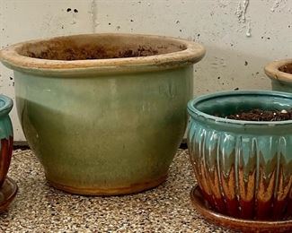(4) Drip Glaze Outdoor Pottery Planters