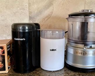 Salton And Cuisinart Coffee Grinders, Multigrater, Kitchenaid Chop And Puree Blender