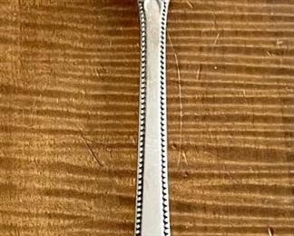 86 Grams Total - International Sterling Silver Queen's Lace 9" Serving Fork