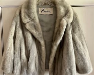 Vintage Evans Blonde Mink Fur Coat With Satin Lining Chicago Paris Mulan Ladies Size Small 