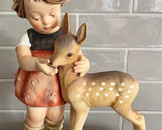 Large Vintage Goebel West Germany M.J. Hummel 11" Girl With Deer Friends Figurine 136 V (as Is)