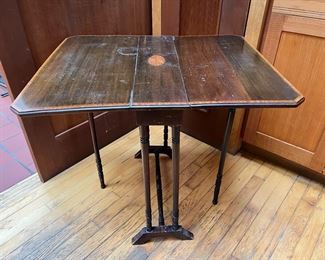 1900's Mahogany Inlaid Occasional Table