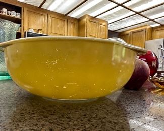 Yellow Pyrex Large Mixing Bowl