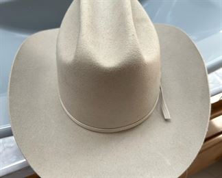 Trail Ridge Cream Colored Cowboy Hat