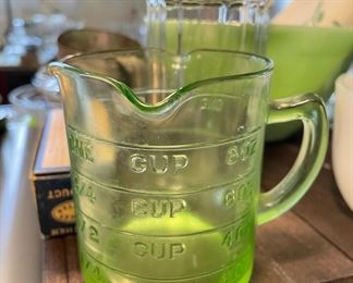 Green Vaseline/Depression Glass Measuring Cup