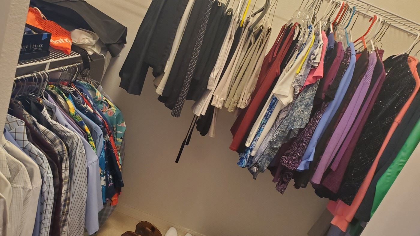 J & J Estate Sale in Trinity, FL starts on 5/18/2023