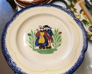 French dinner plates