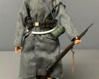 Dragon Model Soldier 