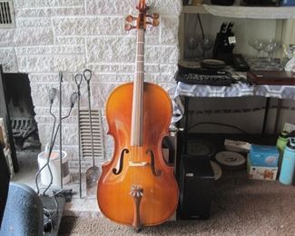 Cello  = good condition 