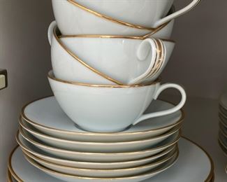 Dinnerware Set of Golden Arc by Heinrich