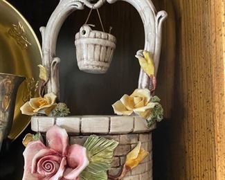 Capodimonte Pottery Wishing Well - Made in Italy 