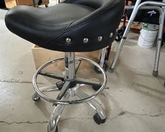 Motorcycle Seat/Saddle Pneumatic Roller Seat