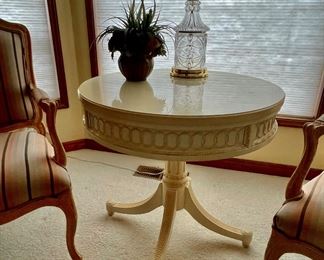 Cream Chippendale Round Side Table