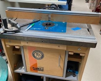 Bench Dog Tools - Router Table