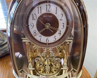 Rhythm Classic Nightingale Mantle Clock