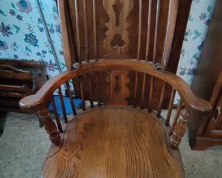 OAK SOLID WOOD ROCKER/ROCKING CHAIR - $25