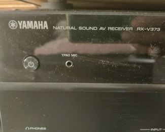 YAMAHA NATURAL SOUND AV RECIEVER RX-V373