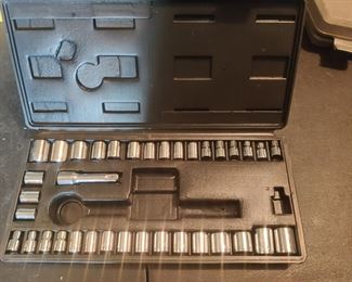 VARIOUS TOOLS & HARDWARE