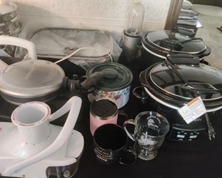 VARIOUS KITCHENWARE