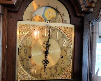 STUNNING GRANDFATHER CLOCK $75