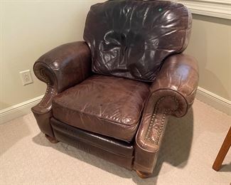 BarcaLounger Leather recliner