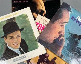 (4PC) SINATRA & OTHER VINYL | Vinyl record albums, including:
Frank Sinatra's "Put Your Dreams Away" (CL 1136)
The Frank Sinatra Story (C2L-6)
Tony Bennett "The Beat of My Heart"
Perry Como "It's Impossible" (LSP-4473)