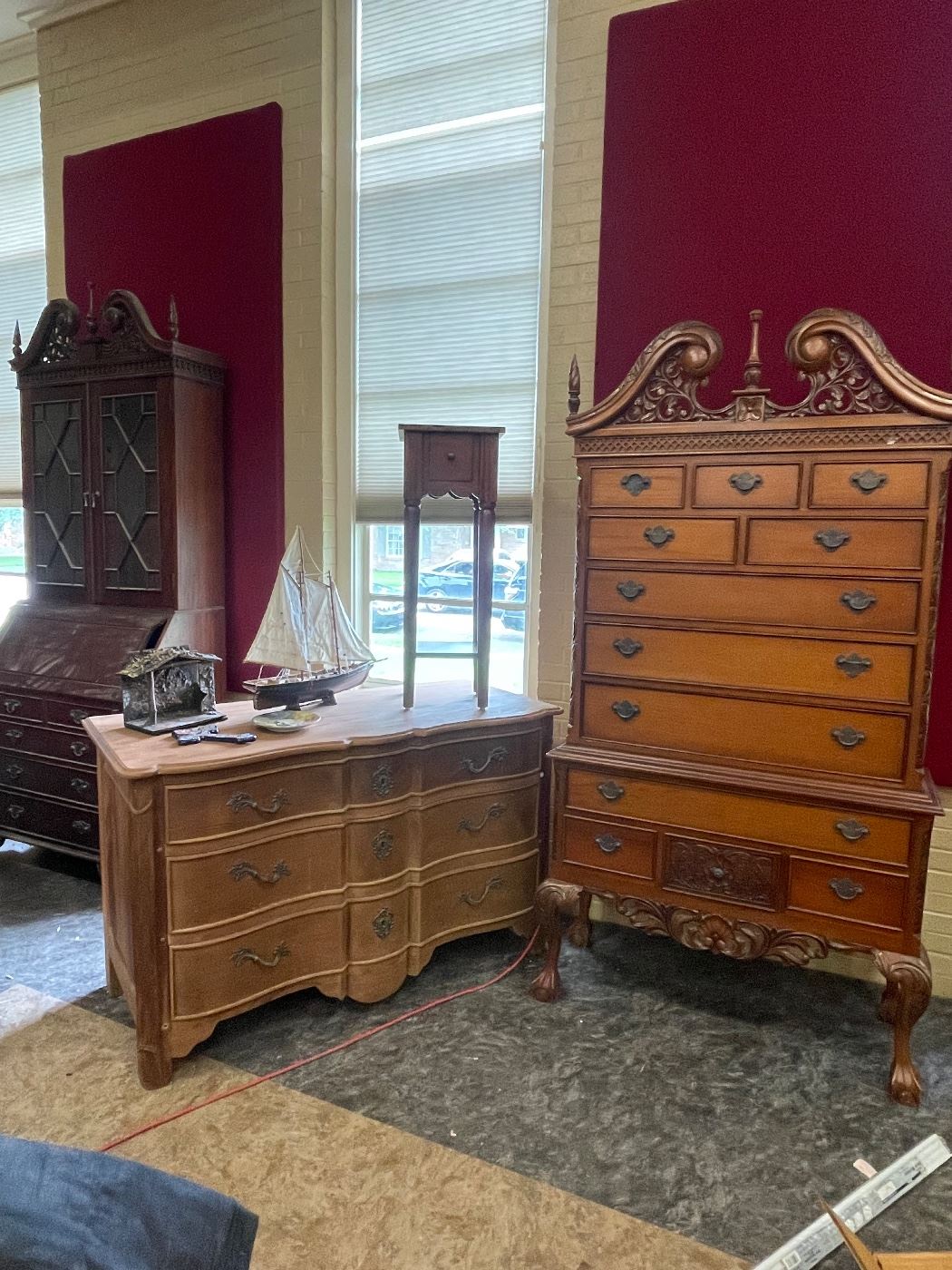 Stunning furniture & decor from estate of... starts on 5/18/2023