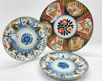 Japanese Imari Ware Assorted Plates And Round Platter
