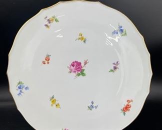 Fine MEISSEN Scattered Flowers Gold Rim 13 in Platter
