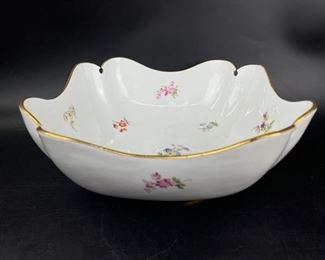Fine MEISSEN Scattered Flowers Gold Rim 9inch wide Decorative Bowl
