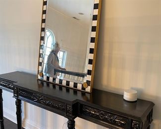 Console, large black and white mirror