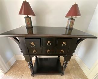 Altar table w/ 2 golf themed metal lamps by Hooker