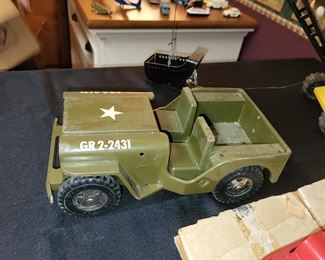 VINTAGE TOY JEEP
