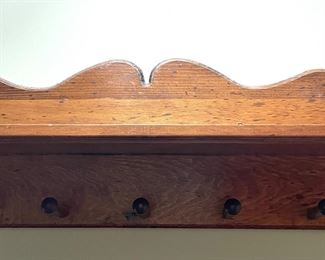 Wall coat / hat rack