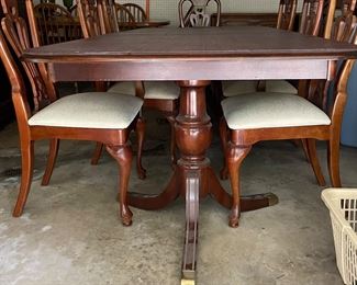 American Drew Dining chairs and table