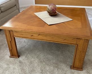 Large oak coffee table 