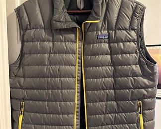 Patagonia puffy vest