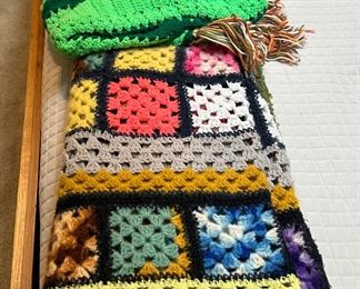 Vintage linens and blankets 