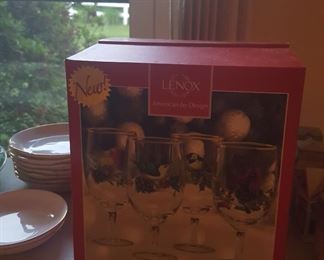 LENOX GLASS SET NEW IN BOX