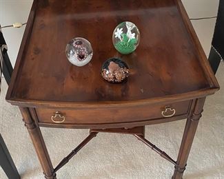 Hekman End Table